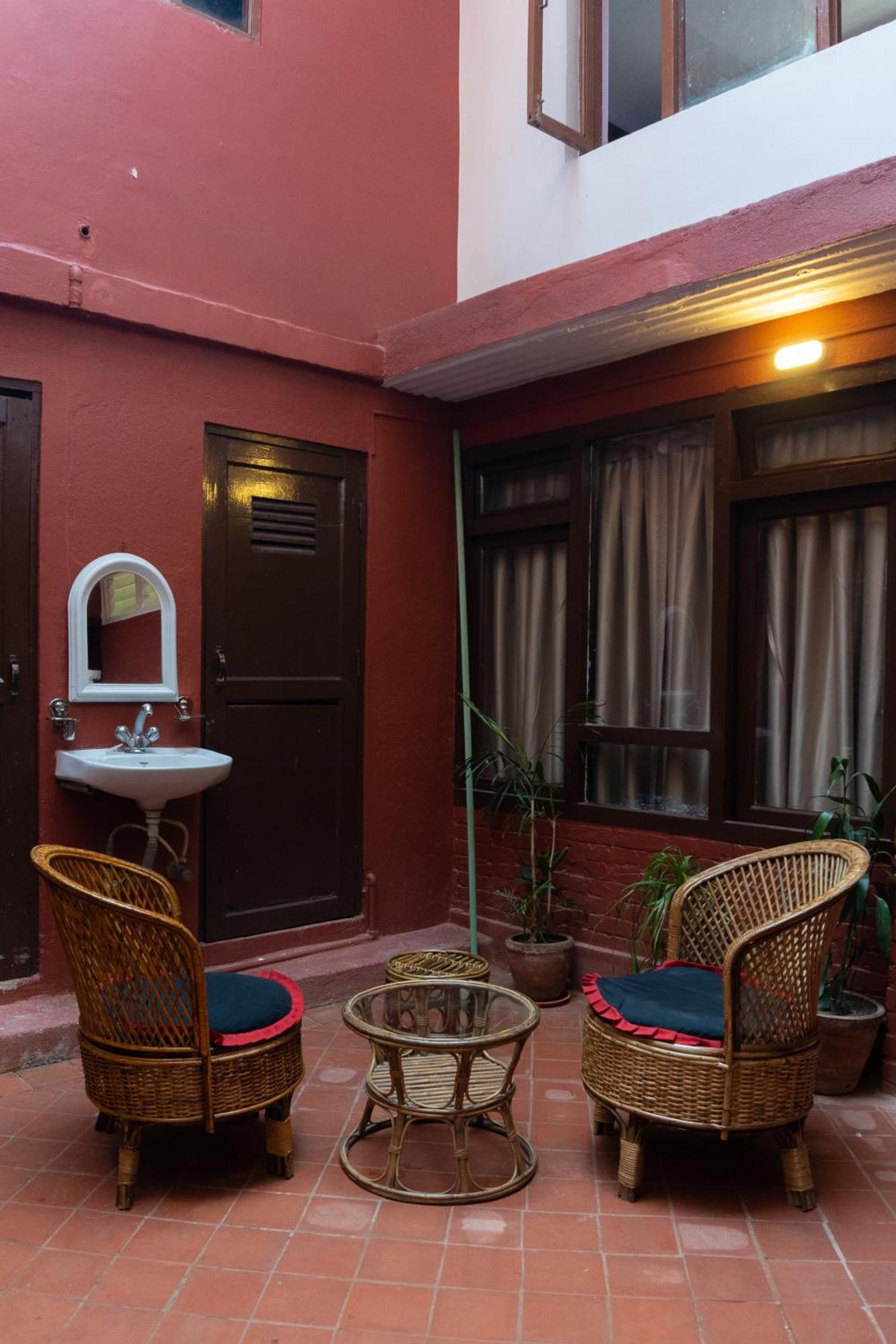 Tulaja Boutique Hotel Bhaktapur Luaran gambar